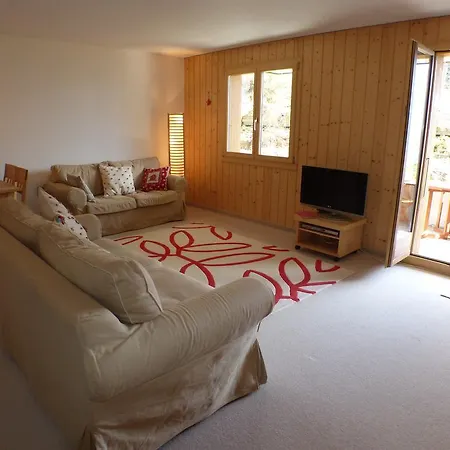 Roossi-huus 2 翁根